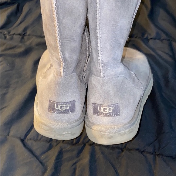UGGs - Picture 3 of 3